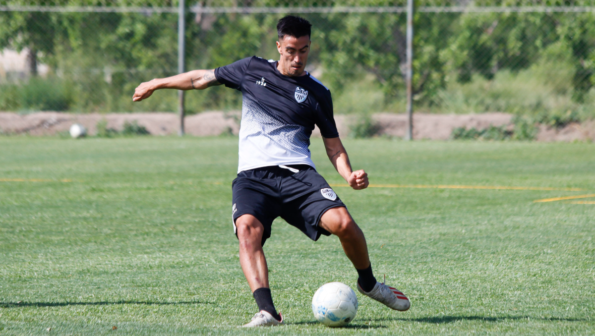 Ezequiel Ávila se recuperó de la rodilla de la pierna izquierda.