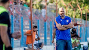 laspada apunto contra artaza y sobisch laspada apunto contra artaza y sobisch