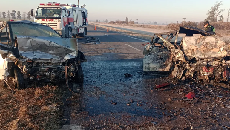 Tragedia en Santa Fe: cinco fallecidos tras un choque frontal