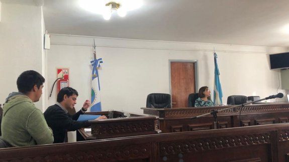 Acusan a petrolero que chocó
