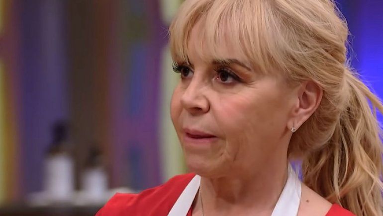 Claudia se emocionó y lloró en MasterChef