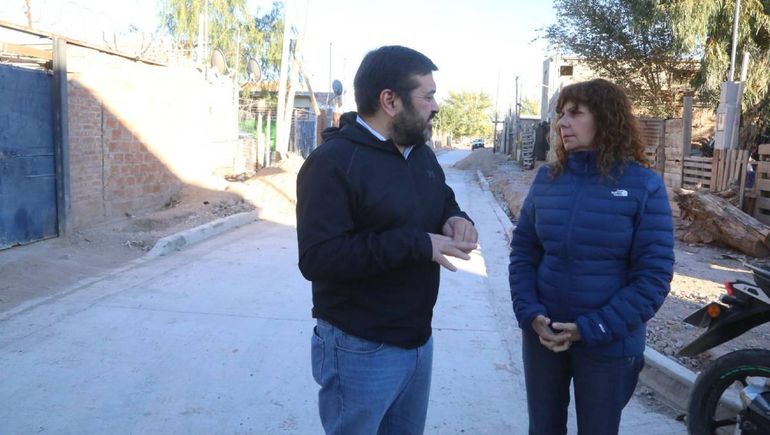 María Pasqualini recorrió las obras en Gran Neuquén Norte. Foto: prensa Municipalidad. María Pasqualini recorrió las obras en Gran Neuquén Norte. Foto: prensa Municipalidad.