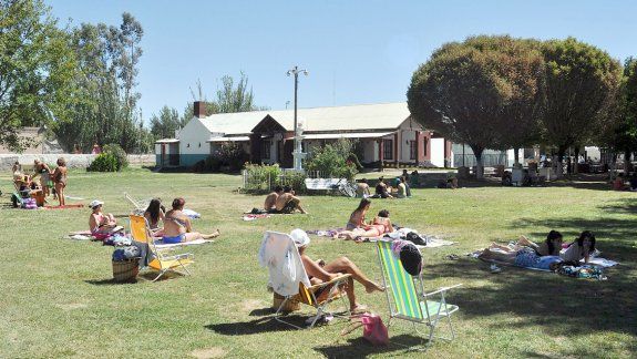 Los precios varían muy poco entre los clubes del río Limay. &nbsp;
