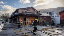 Evacuaron una sucursal de la Cooperativa Obrera de San Martín de los Andes por un incendio. Evacuaron una sucursal de la Cooperativa Obrera de San Martín de los Andes por un incendio.