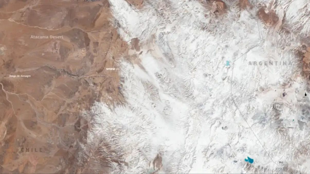 La irrupción del frío polar provocó nevadas poco habituales y complicaciones en el transporte y los servicios esenciales.