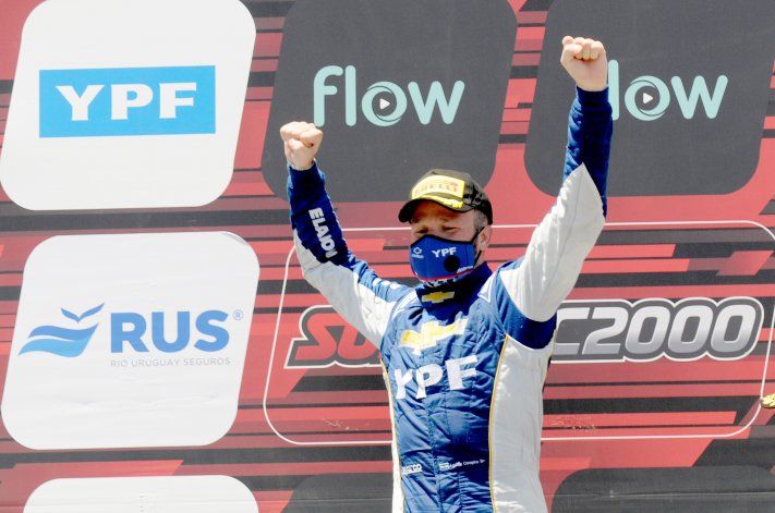 Agustín Canapino manifestó sus sensaciones luego de conseguir el triunfo que le permitió estirar la definición del campeonato del Súper TC2000.