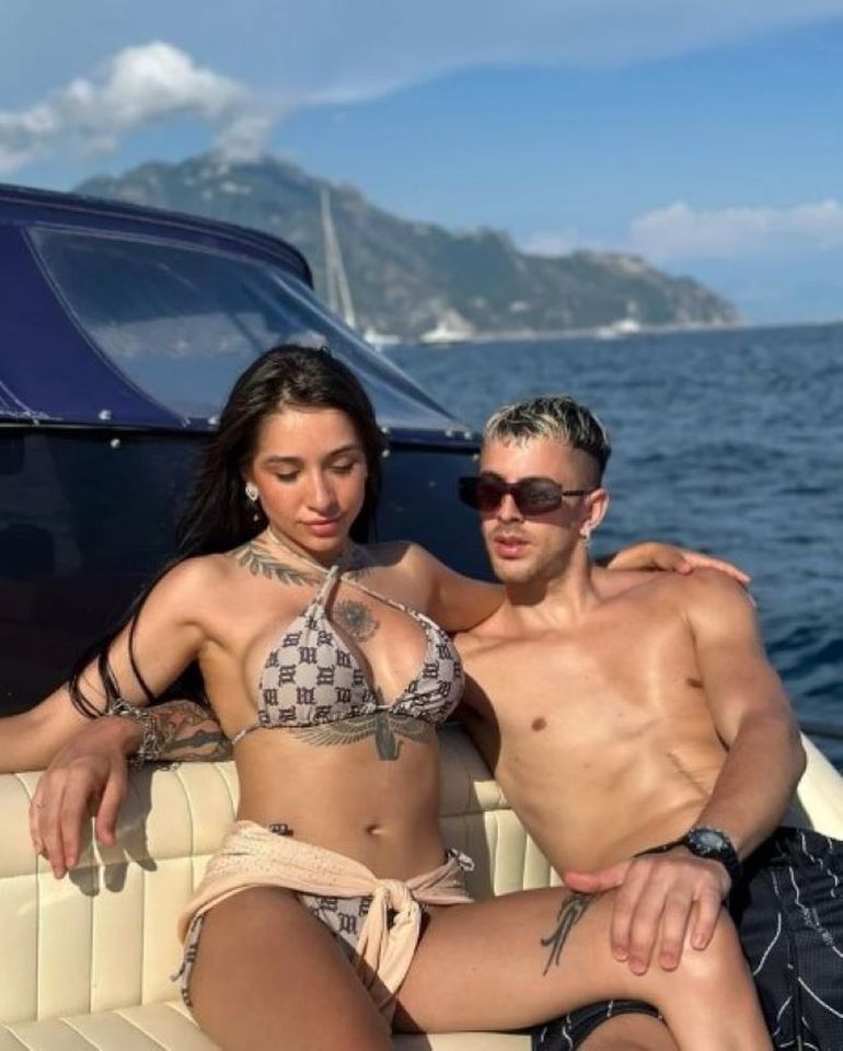 María Becerra y J Rei sueñan con una casita en la montaña para formar su familia. María Becerra y J Rei sueñan con una casita en la montaña para formar su familia.