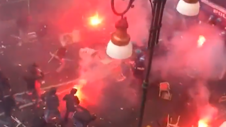 Video: graves incidentes en la previa del duelo entre Napoli y Eintracht Frankfurt