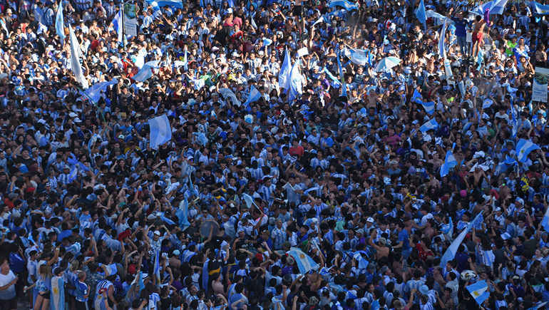 En fotos, así festejó Neuquén el pase a la final de la Copa del Mundo