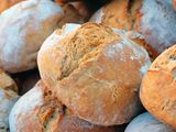 Pan casero en sartén con solo 2 ingredientes: fácil, liviano y rápido