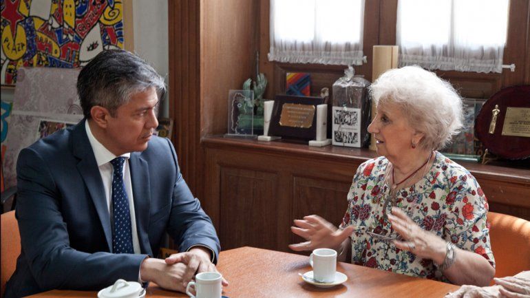 Figueroa se reunió con Carlotto y la invitó a Neuquén