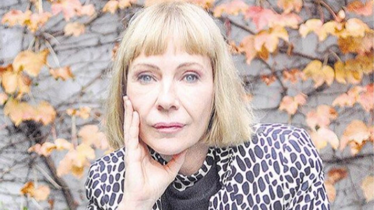 El día que Inés Estévez vivió en la calle y durmió en Retiro