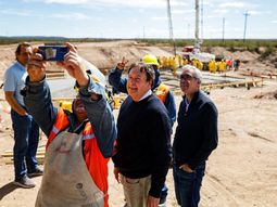 El legislador Facundo López apuntó a Martín Soria y Aníbal Tortoriello por no apoyar el acuerdo con YPF. El legislador Facundo López apuntó a Martín Soria y Aníbal Tortoriello por no apoyar el acuerdo con YPF.