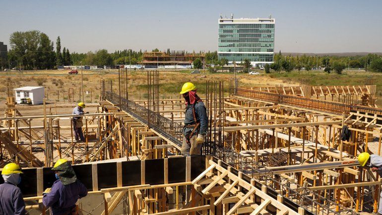 Avanza a buen ritmo la construcción del Centro de Exposiciones y Convenciones