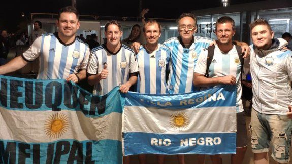 Neuquinos le regalaron sus entradas a amigos estafados